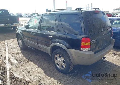 2002 Ford Escape Xlt z USA, uszkodzony, nr VIN 1FMYU04172KC27425
